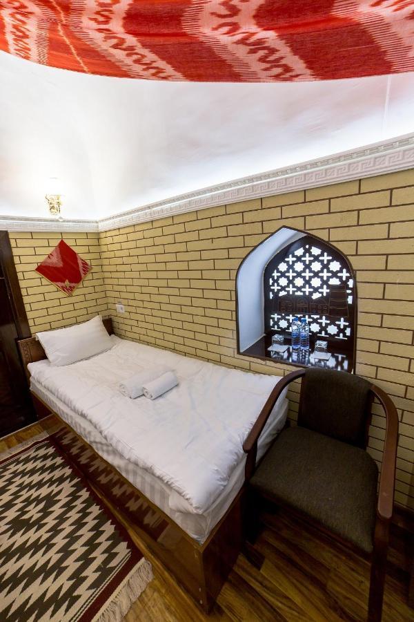 Feruzkhan Hotel - Madrassah Mohammed Rakhim Khan 1871 خيوة المظهر الخارجي الصورة